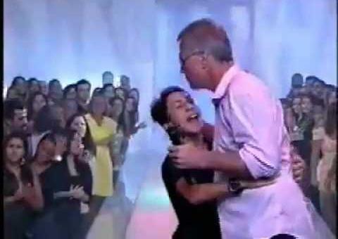 Fã invade BBB e ataca Pedro Bial Ao Vivo